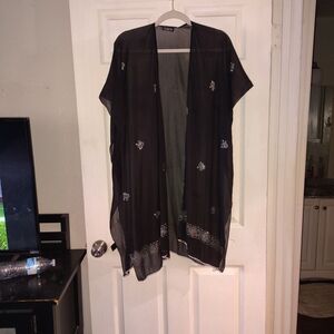 Vera Pelle Black Kimono with Silver Details